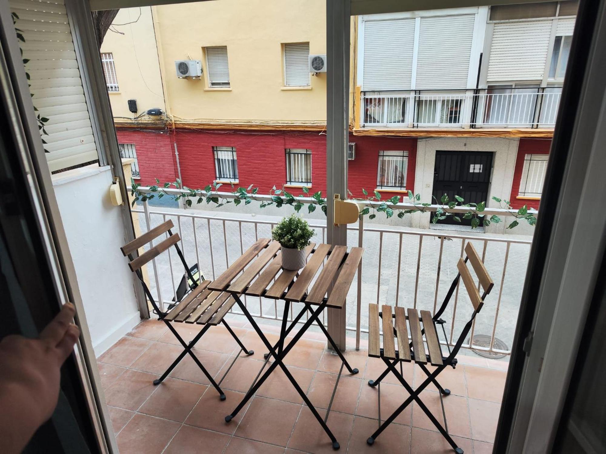 Vts Los Remedios Lejlighed Sevilla Eksteriør billede